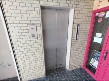 エレベーター