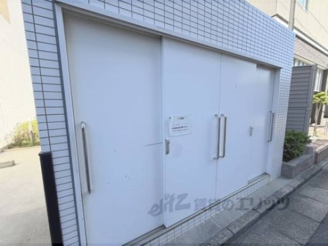 ゴミ置き場