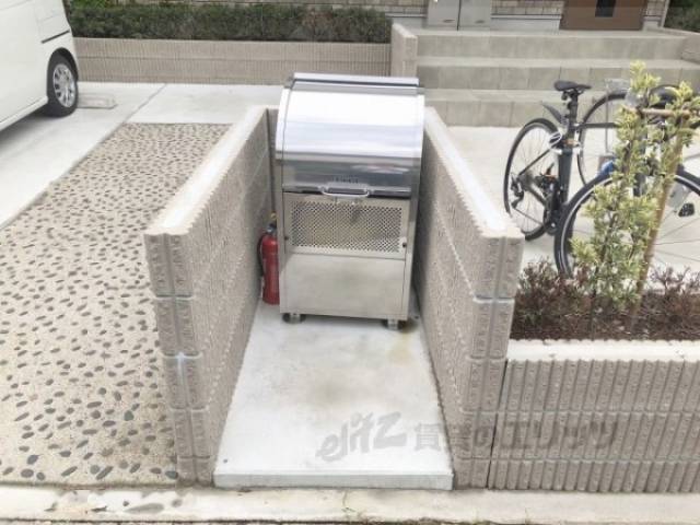 ゴミ置き場