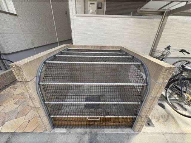 ゴミ置き場