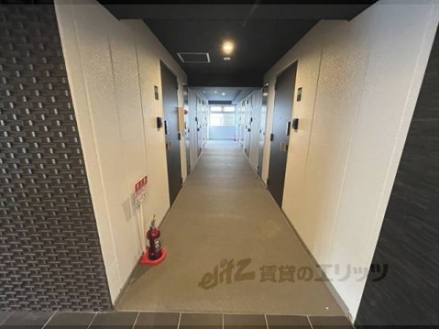 廊下　1階