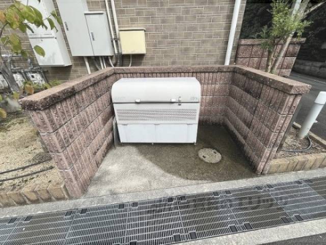 ゴミ置き場