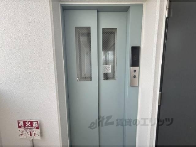 エレベーター