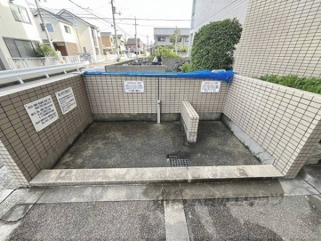 ゴミ置き場