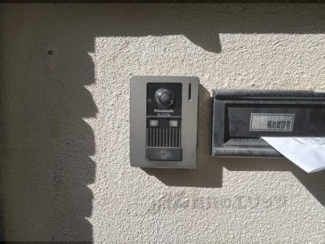 インターホン　共用玄関