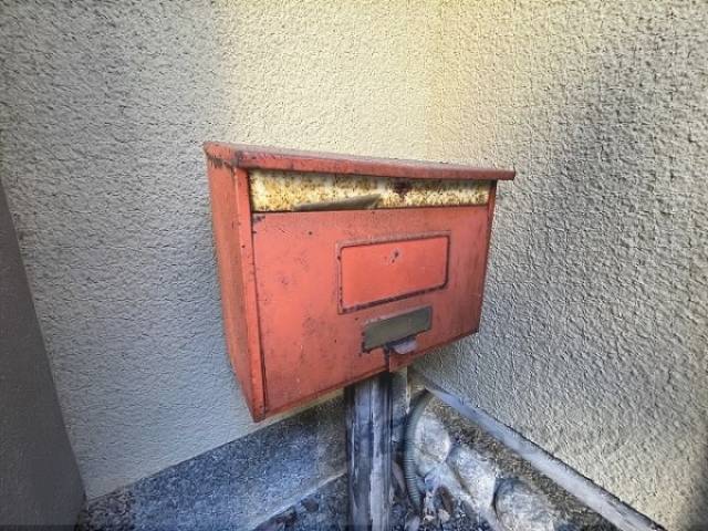 ポスト　母屋