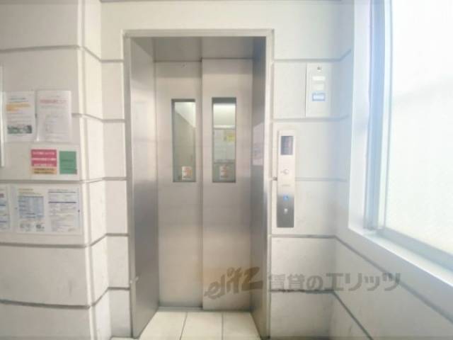 エレベーター