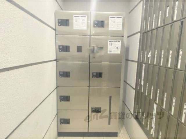 宅配ボックス
