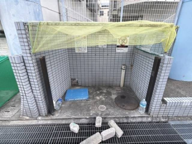ゴミ置き場