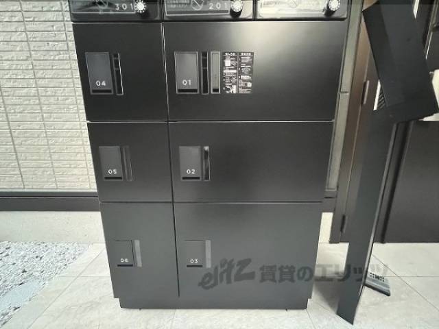 宅配ボックス