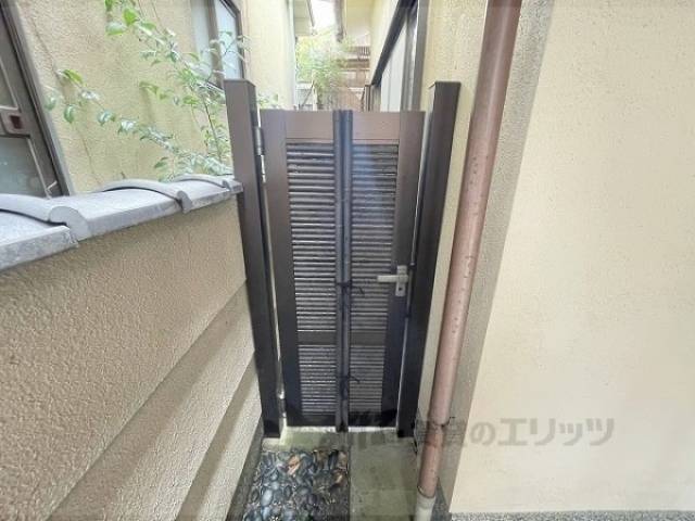 勝手口