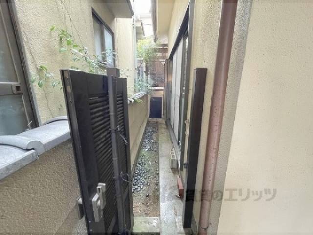 勝手口