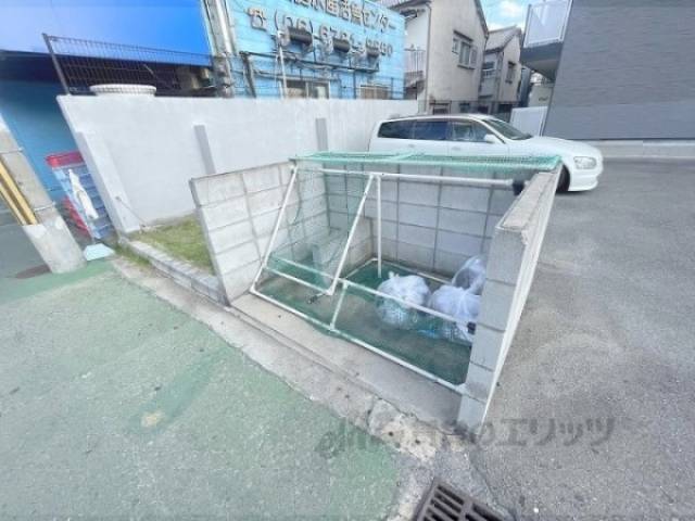 ゴミ置き場