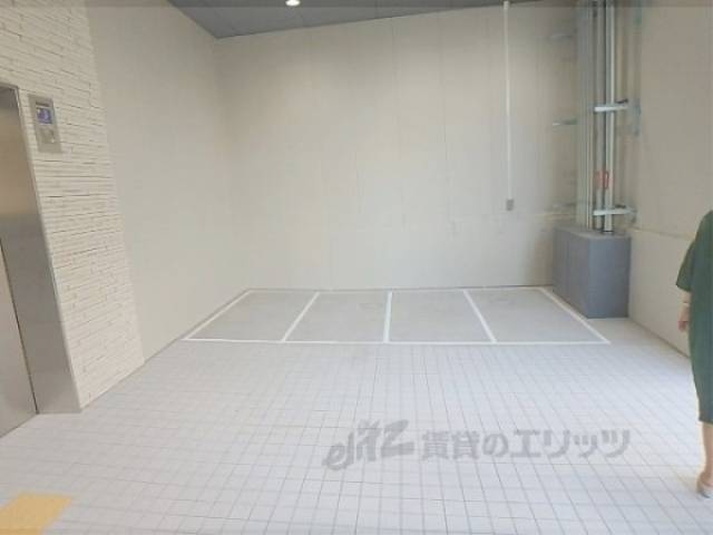 駐輪場　バイク
