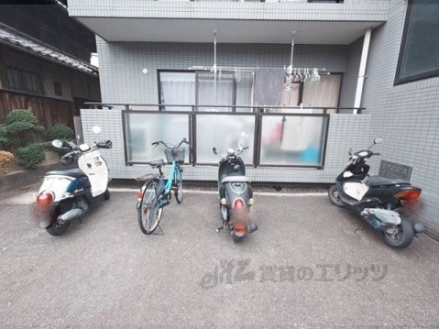 駐輪場
