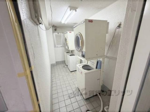 コインランドリー