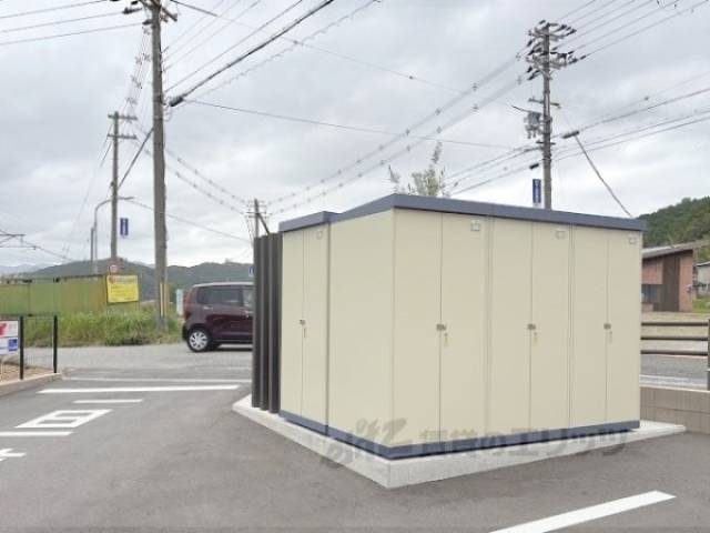 ストッカー