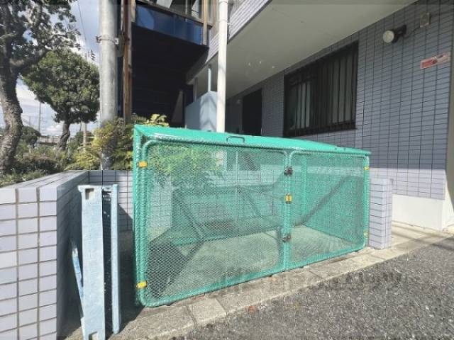 ゴミ置き場