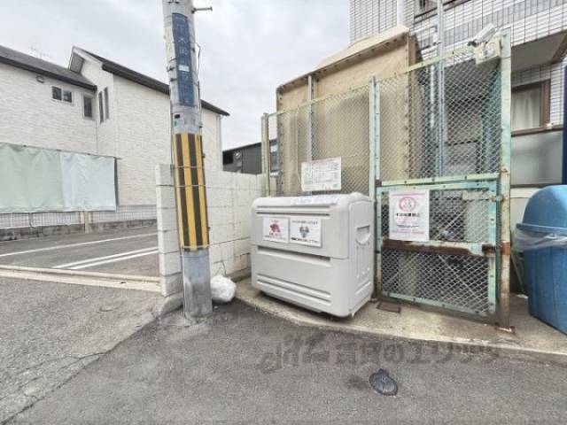 ゴミ置き場