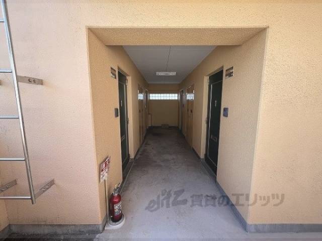 廊下　3階