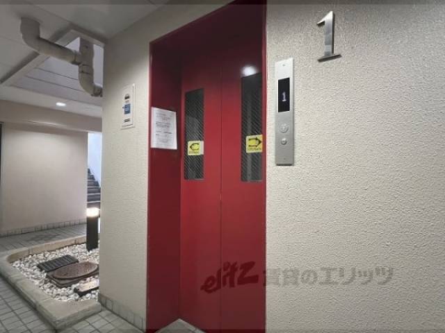 エレベーター