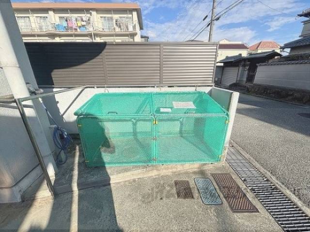 ゴミ置き場