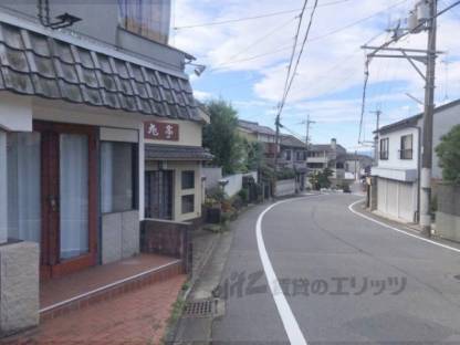 前面道路　南向き