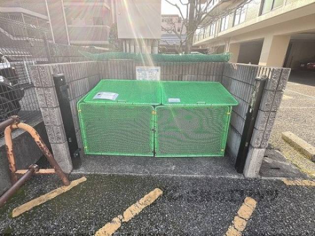ゴミ置き場