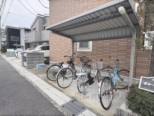 駐輪場