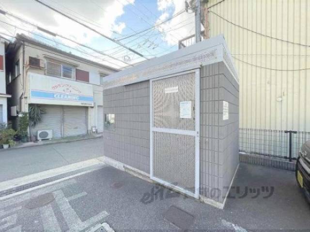 ゴミ置き場