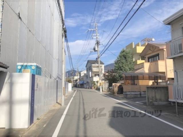 前面道路　東側北向き