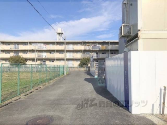 前面道路　西側北向き