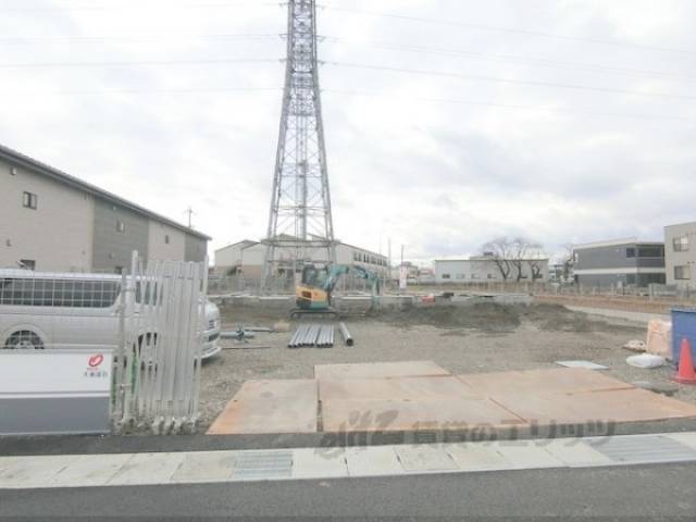 敷地出入口付近