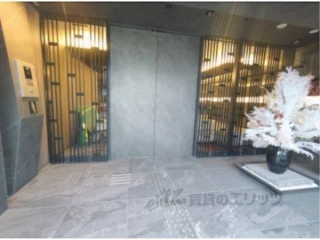 エントランス　メールルーム入り口