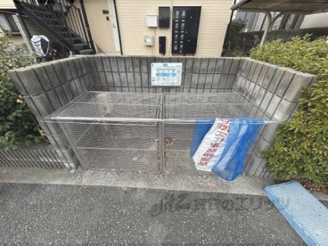 ゴミ置き場