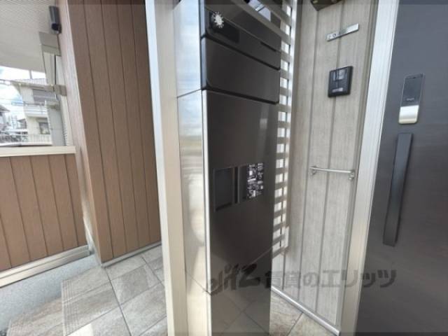 宅配ボックス