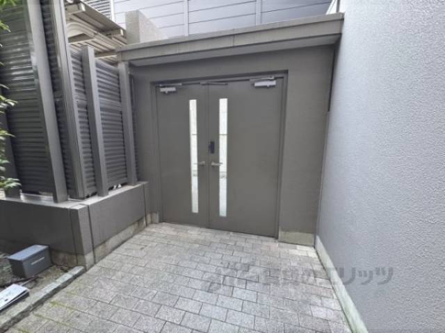 裏口