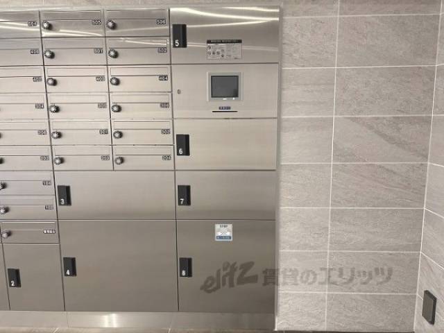 宅配ボックス