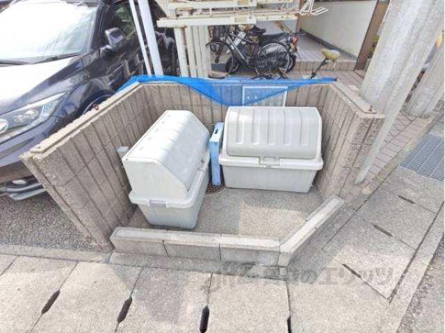 ゴミ置き場