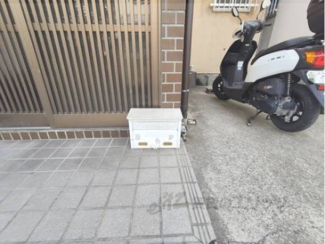 省エネ性能ラベル　ポスト