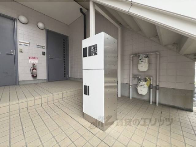 宅配ボックス