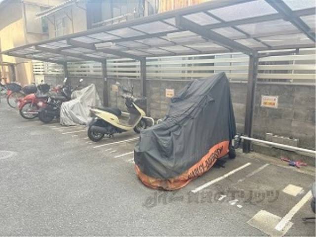 バイク置き場