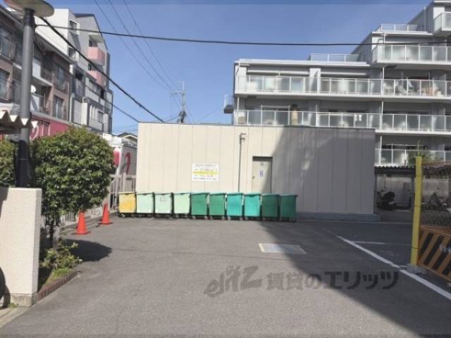 ゴミ置き場