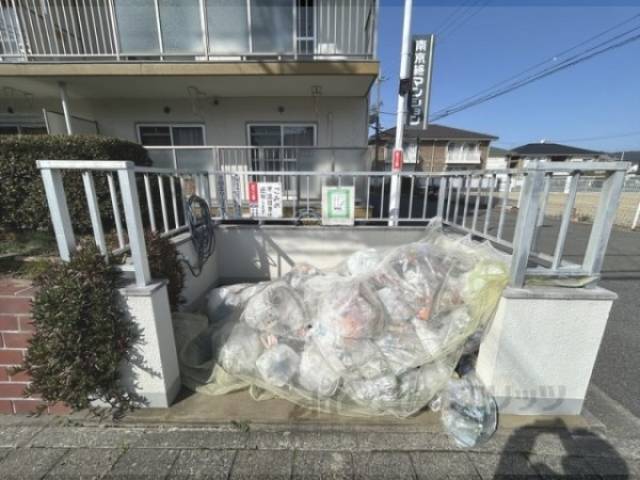 ゴミ置き場