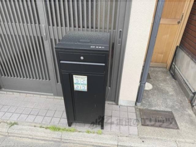 宅配ボックス