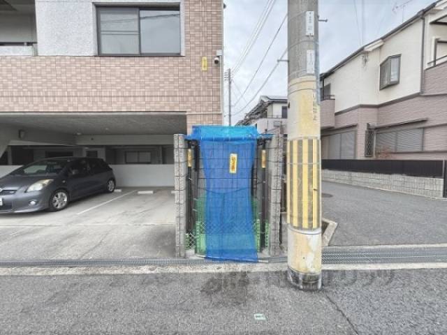 ゴミ置き場
