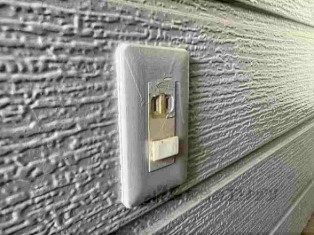 ガレージコンセント