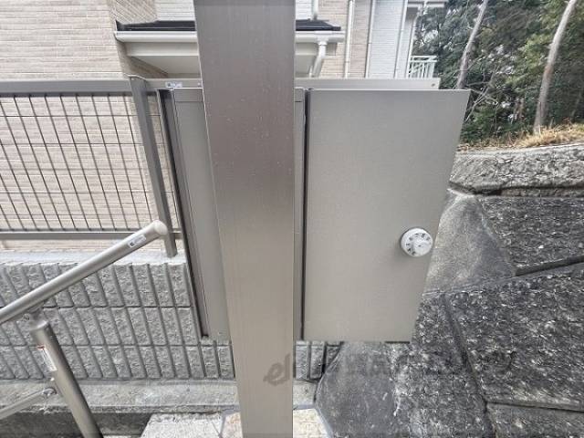 ポスト