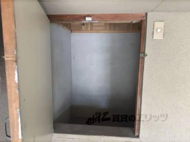 駐車場奥収納