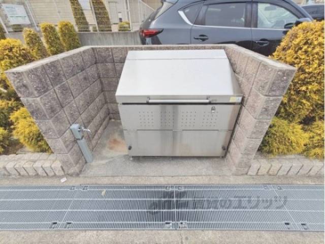 ゴミ置き場